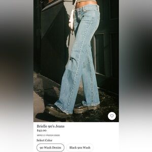Brand new Brandy Melville 90’s Brielle jeans!!